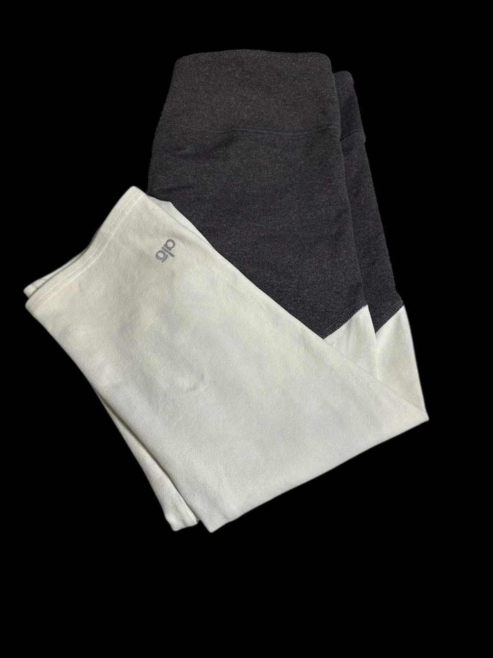 Alo Electra Capri in Stormy Heather & Natural